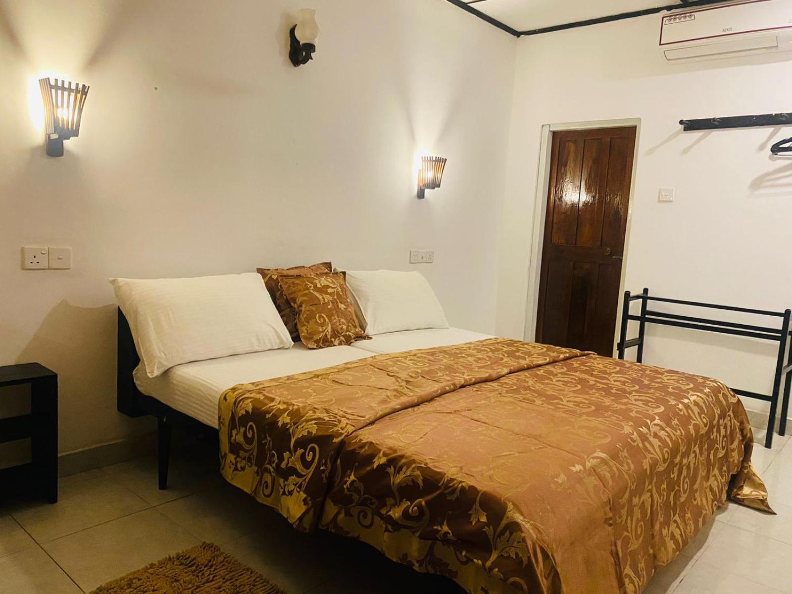 Sea Shine Guest House Hikkaduwa Extérieur photo