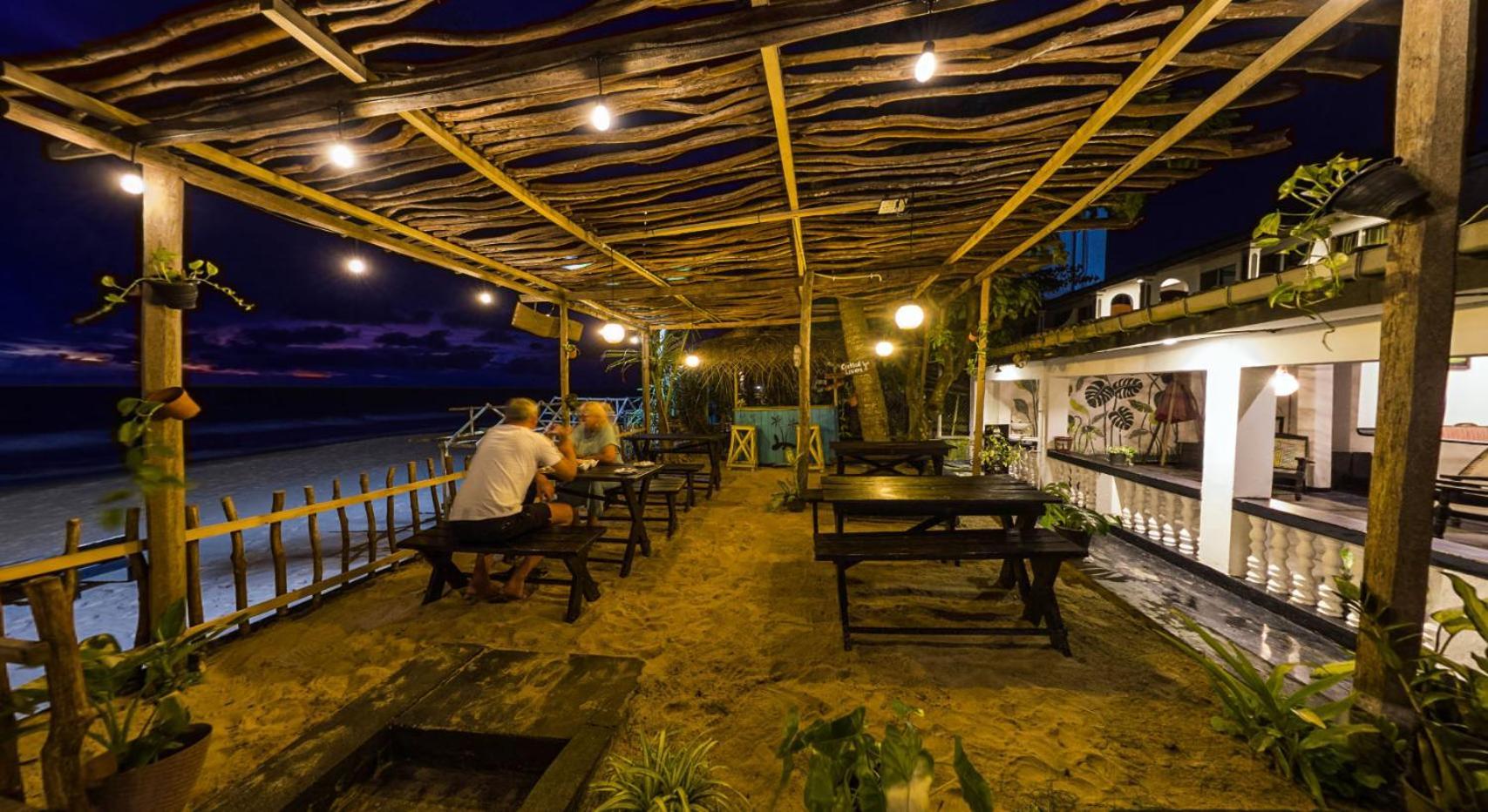 Sea Shine Guest House Hikkaduwa Extérieur photo