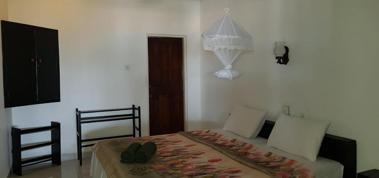 Sea Shine Guest House Hikkaduwa Extérieur photo